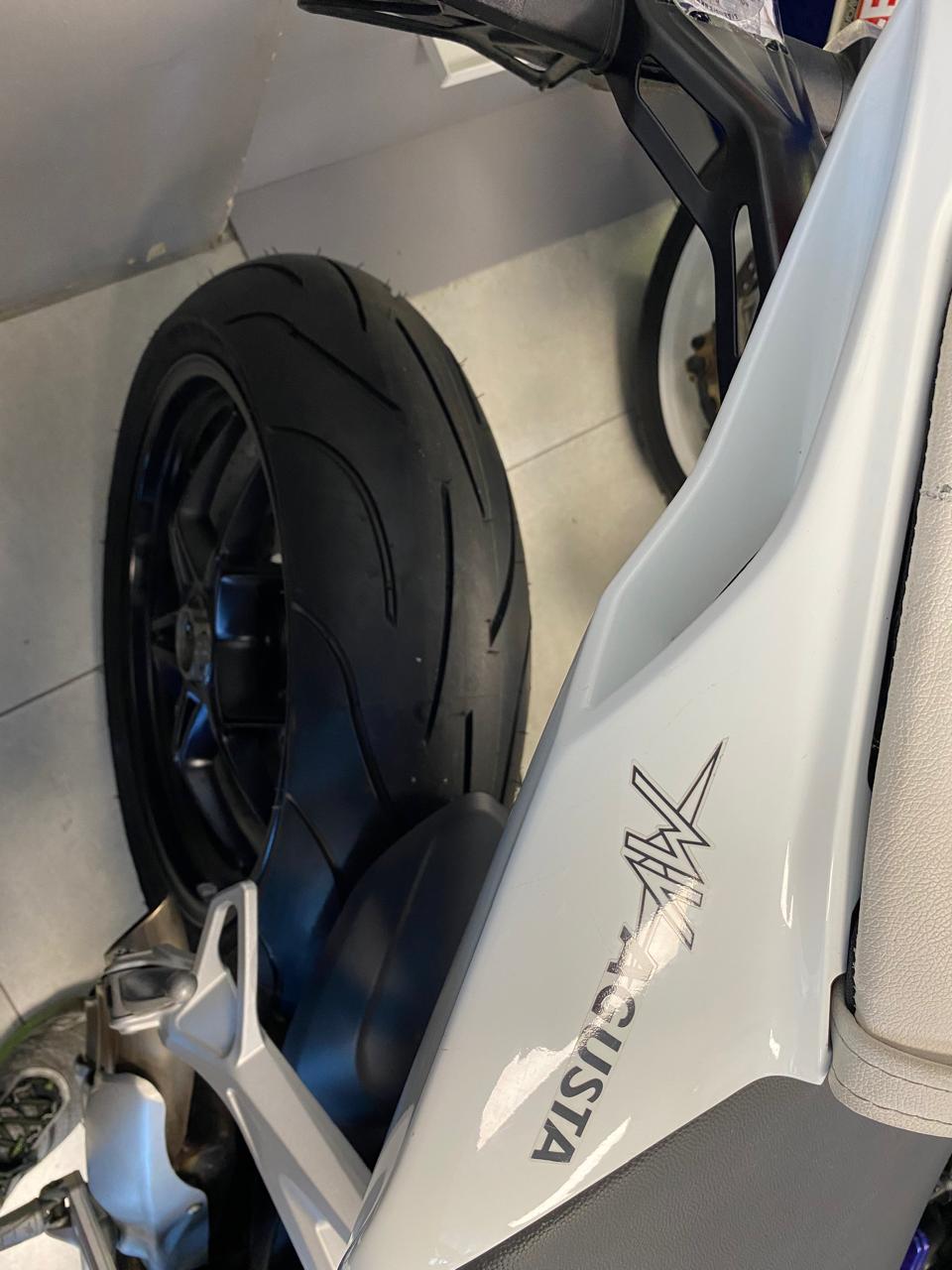 2014 model MV675 F3 Tre Pistoni