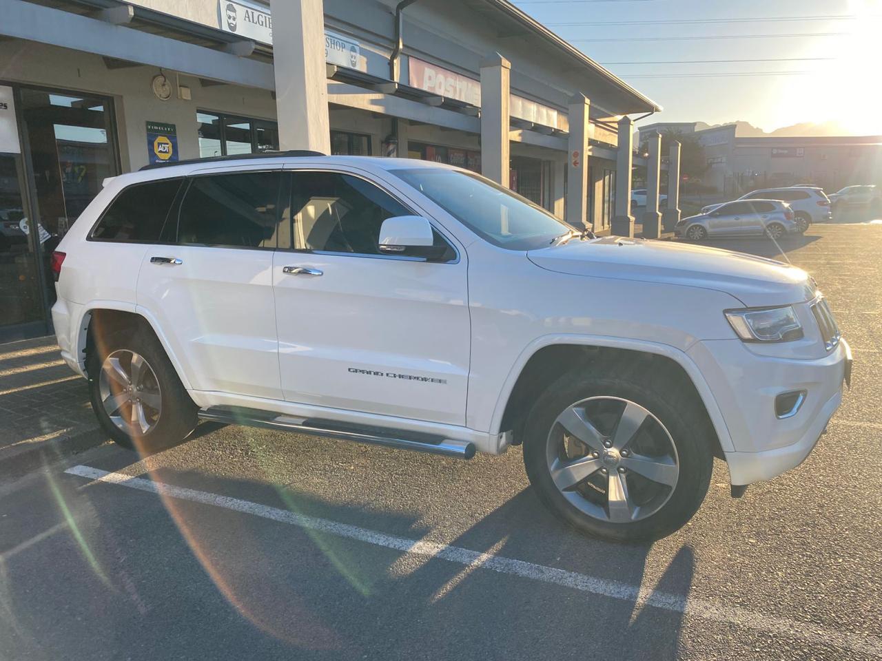 2015 Jeep Grand Cherokee Overland 4x4 V6 Petrol:
