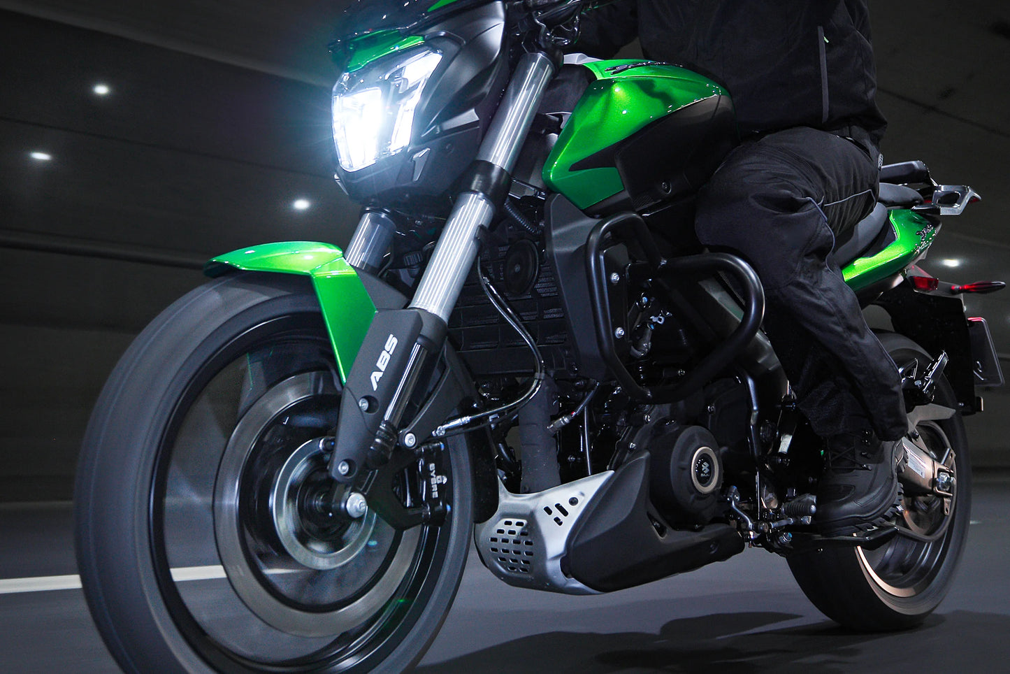 Bajaj Dominar 400