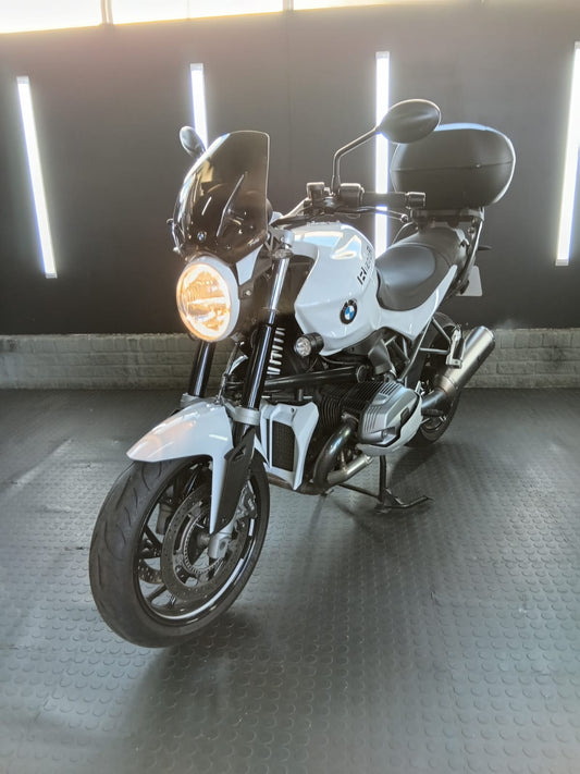 2014 BMW R1200R | Boxer Roadster