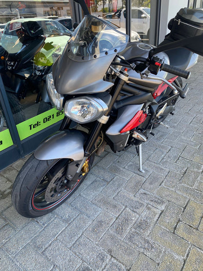 SOLD -2013 Triumph Street Triple 675R
