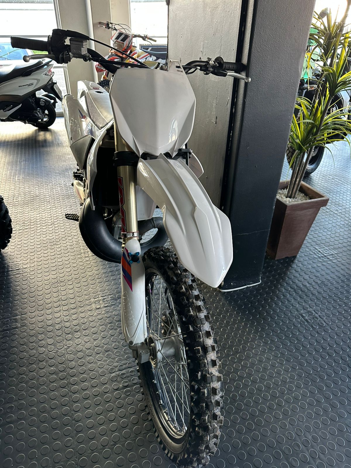 2024 Yamaha YZ250 Anniversary Edition – 44.6 Hours