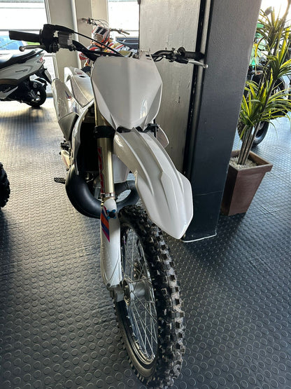 2024 Yamaha YZ250 Anniversary Edition – 44.6 Hours
