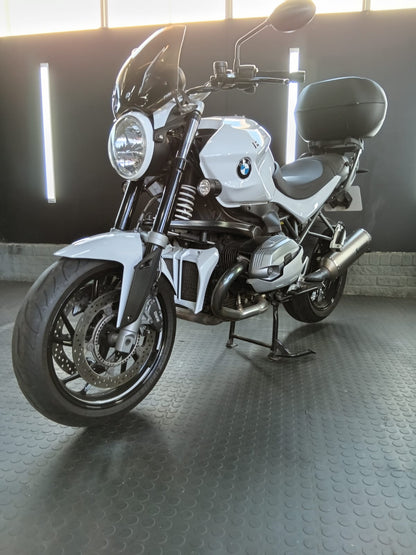 2014 BMW R1200R | Boxer Roadster