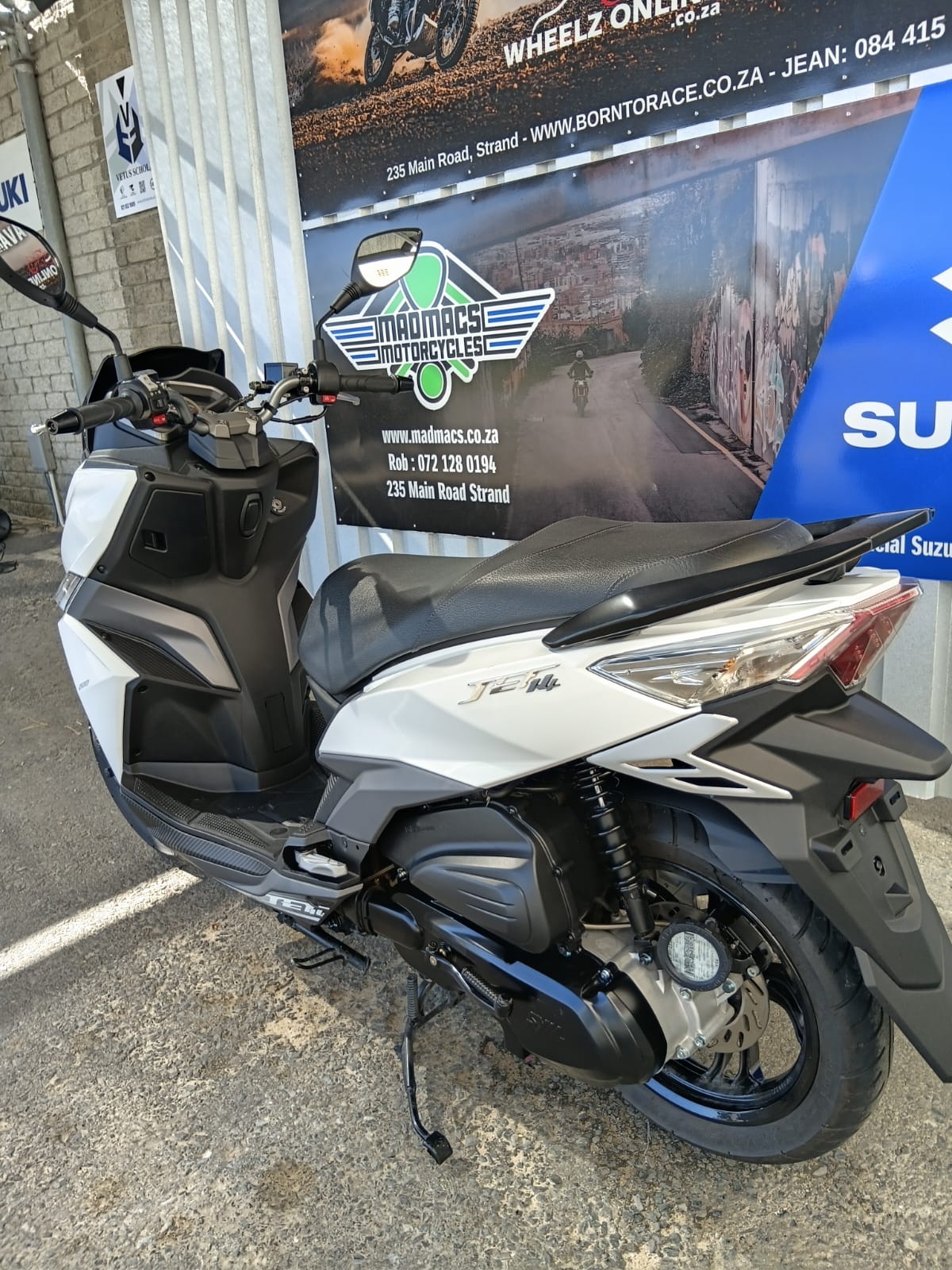 2026 SYM Jet 200cc, Only 817 km, Pristine Condition