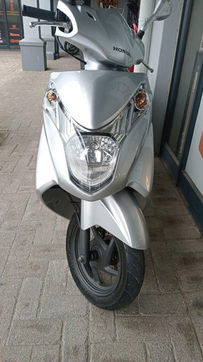 2018 Honda Elite 125 – Reliable Urban Commuter